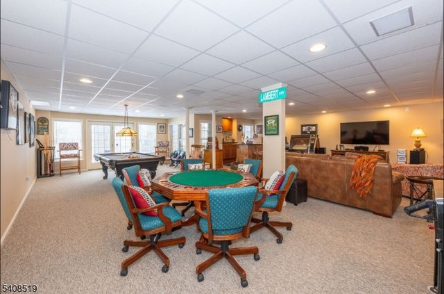 66 Briar Ct, Hardyston Twp., NJ 07419