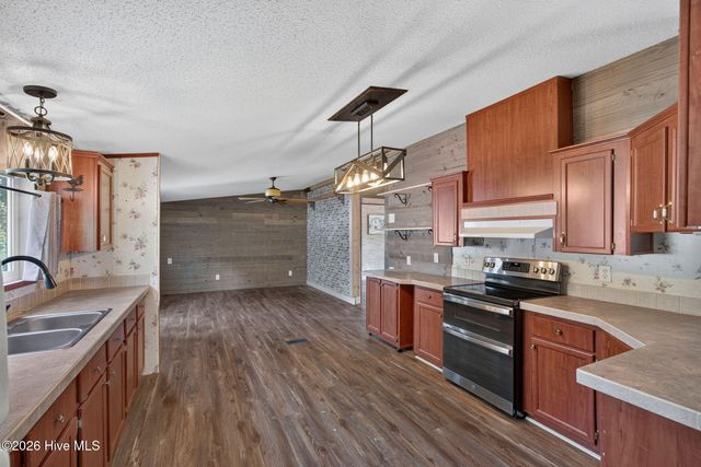 982 Waterview Lane SW, Carolina Shores, NC 28467