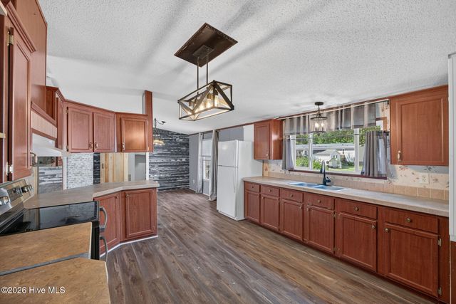 982 Waterview Lane SW, Carolina Shores, NC 28467