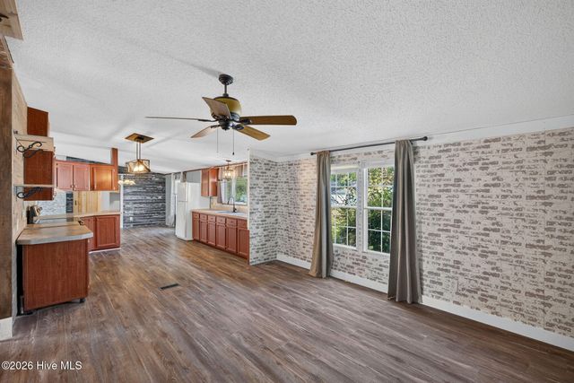 982 Waterview Lane SW, Carolina Shores, NC 28467