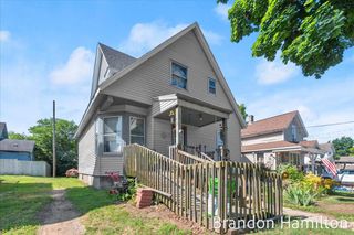 107 W Center Street, Belding City, MI 48809