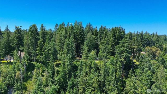 2515 Bretland Road, Camano Island, WA 98282