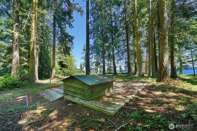 2515 Bretland Road, Camano Island, WA 98282