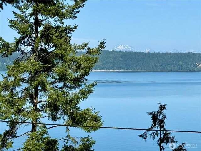 2515 Bretland Road, Camano Island, WA 98282