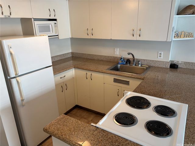1777 Ala Moana Boulevard 1327, Honolulu, HI 96815