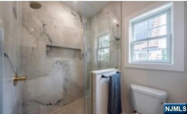 18 Lindsley Avenue, Maplewood, NJ 07040