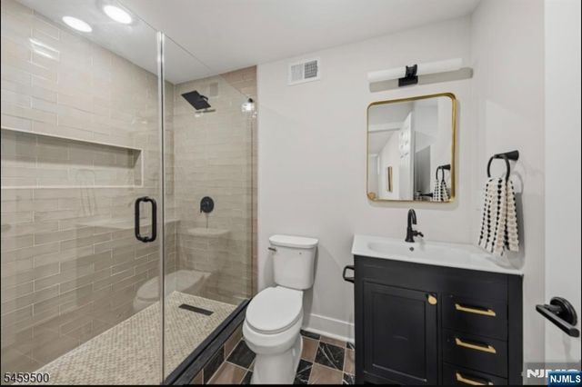 18 Lindsley Avenue, Maplewood, NJ 07040