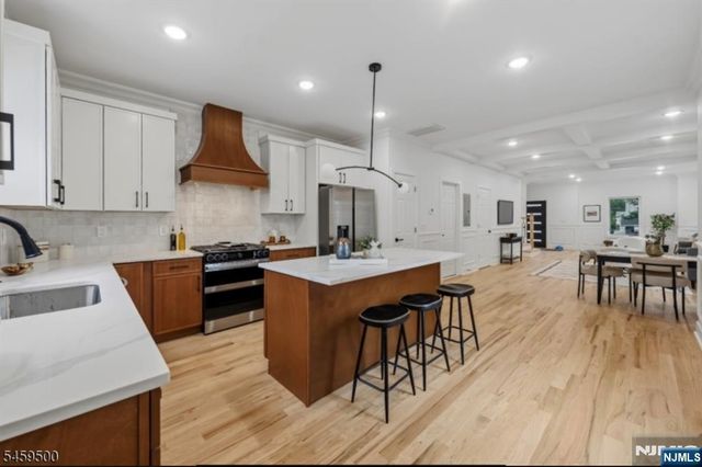 18 Lindsley Avenue, Maplewood, NJ 07040