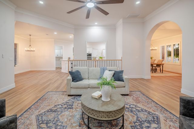 15213 Albany Avenue, Lubbock, TX 79424