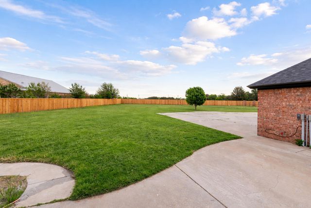 15213 Albany Avenue, Lubbock, TX 79424