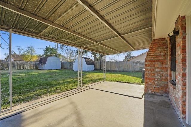 10010 Winding Trail Road, La Porte, TX 77571