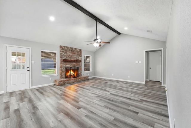 10010 Winding Trail Road, La Porte, TX 77571