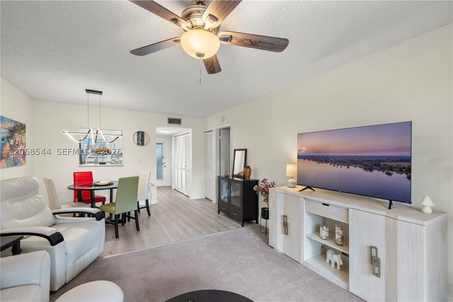 6750 Royal Palm Blvd 107E, Margate, FL 33063