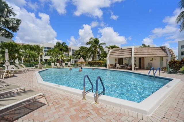 6750 Royal Palm Blvd 107E, Margate, FL 33063