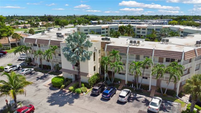6750 Royal Palm Blvd 107E, Margate, FL 33063