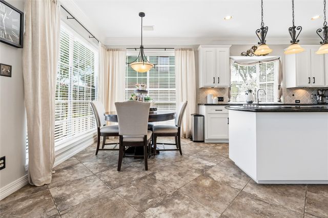 7910 Fall River Court, Sugar Land, TX 77479