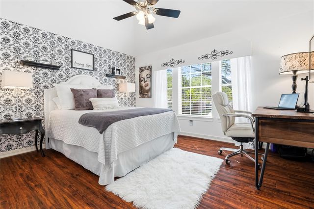 7910 Fall River Court, Sugar Land, TX 77479