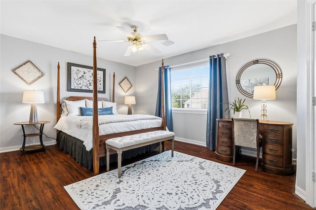 7910 Fall River Court, Sugar Land, TX 77479