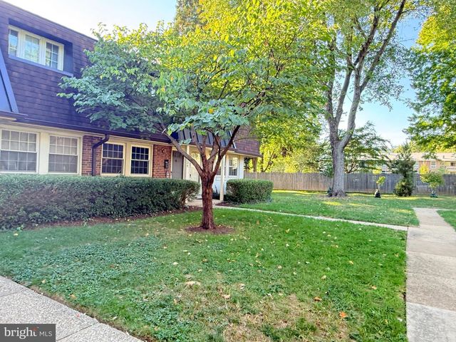 132 S VIRGINIA AVE, Falls Church, VA 22046