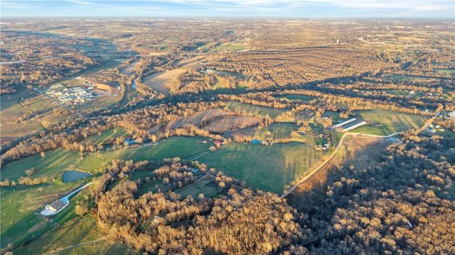 11599 Schuster Loop, Springdale, AR 72762