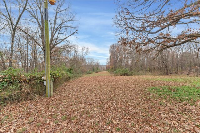 11599 Schuster Loop, Springdale, AR 72762