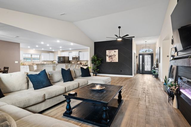 6202 Nanterre Cove, Crestview, FL 32536