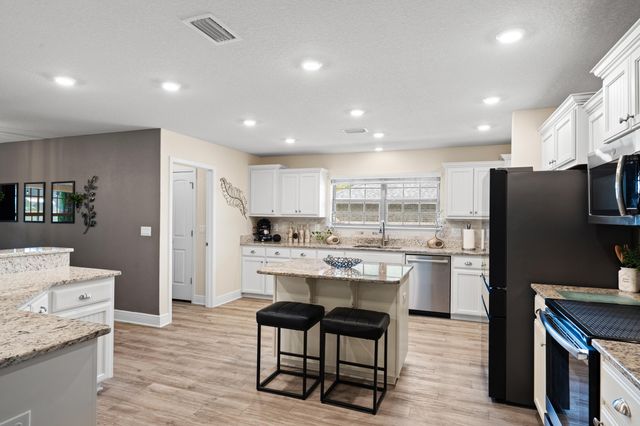 6202 Nanterre Cove, Crestview, FL 32536