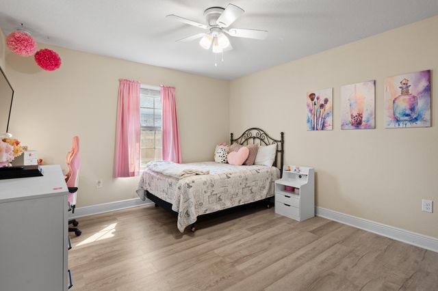 6202 Nanterre Cove, Crestview, FL 32536