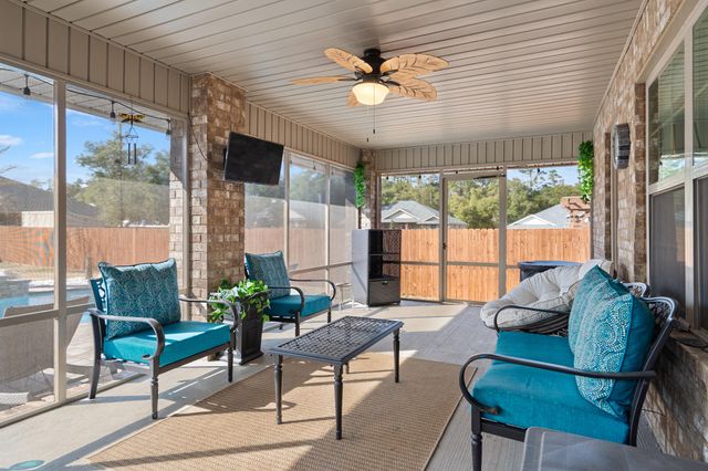 6202 Nanterre Cove, Crestview, FL 32536