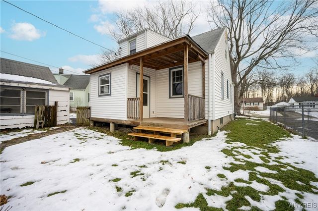 4664 Tomaka Drive, Hamburg, NY 14075