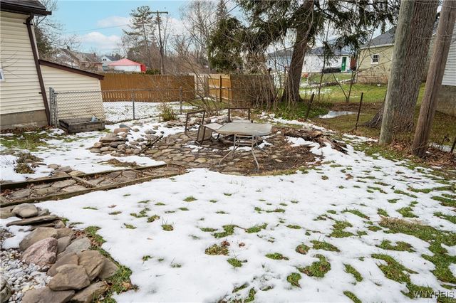 4664 Tomaka Drive, Hamburg, NY 14075