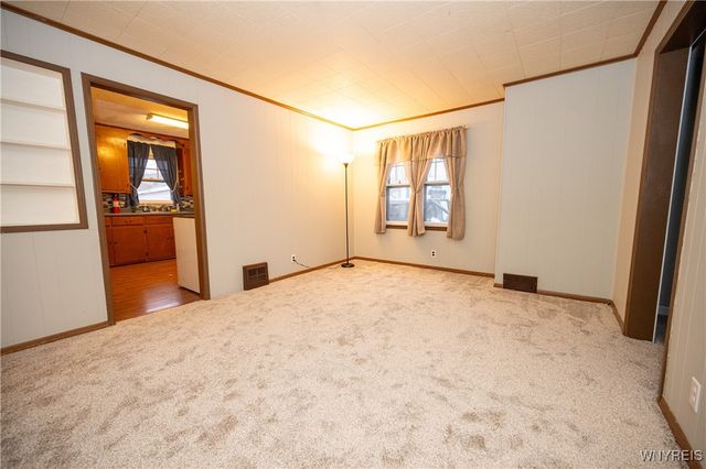 4664 Tomaka Drive, Hamburg, NY 14075