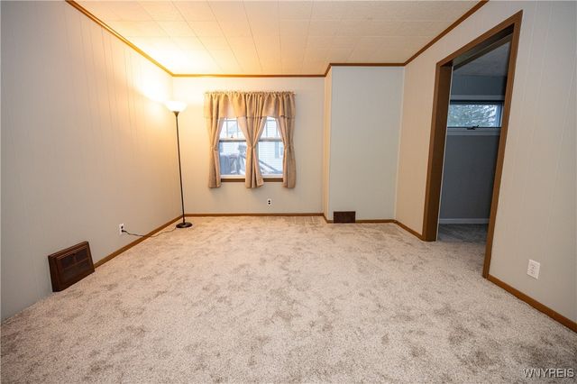 4664 Tomaka Drive, Hamburg, NY 14075