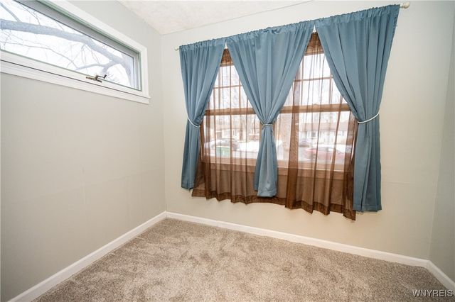 4664 Tomaka Drive, Hamburg, NY 14075