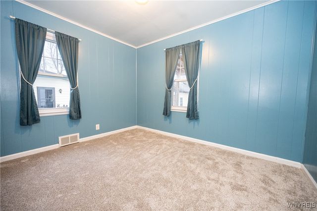 4664 Tomaka Drive, Hamburg, NY 14075