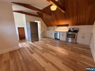 12 Exchange Place 3, Clifton, NJ 07011
