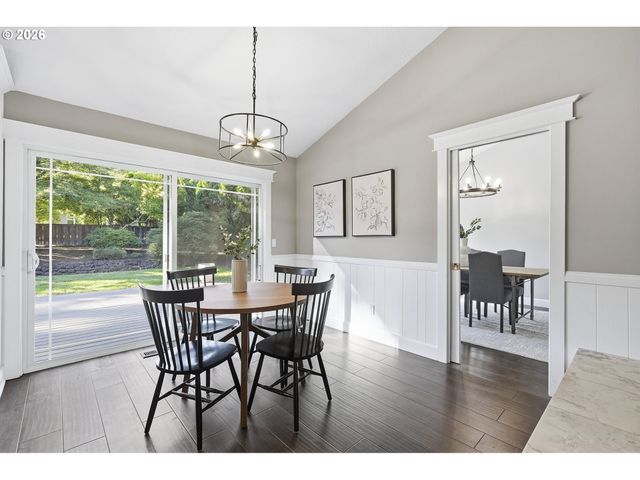 4595 Nw MALHUER Ave, Portland, OR 97229