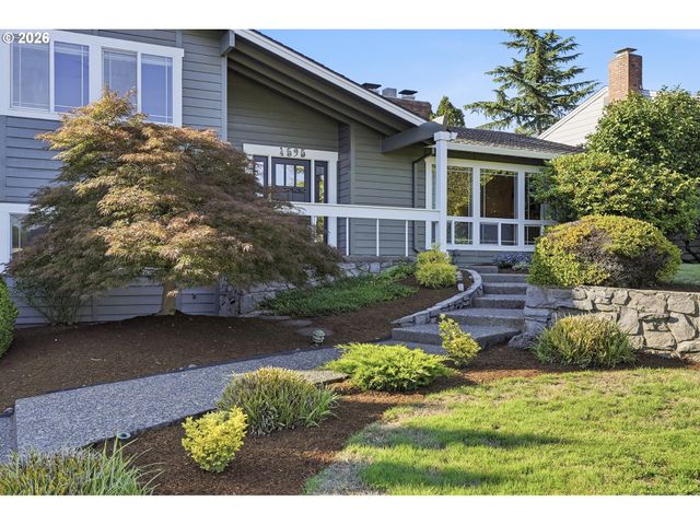 4595 Nw MALHUER Ave, Portland, OR 97229