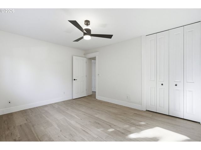 4595 Nw MALHUER Ave, Portland, OR 97229