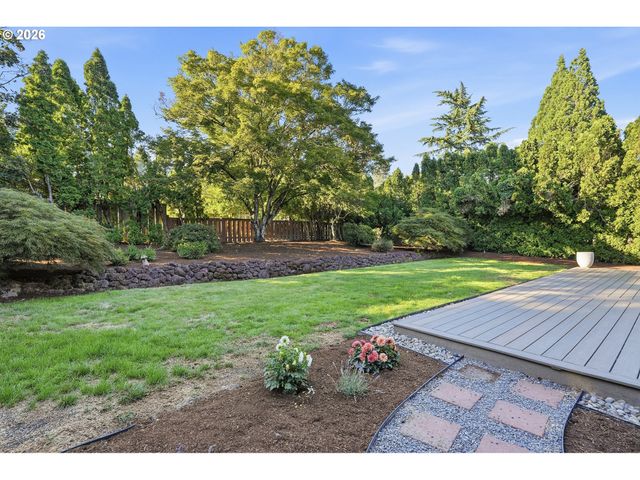 4595 Nw MALHUER Ave, Portland, OR 97229