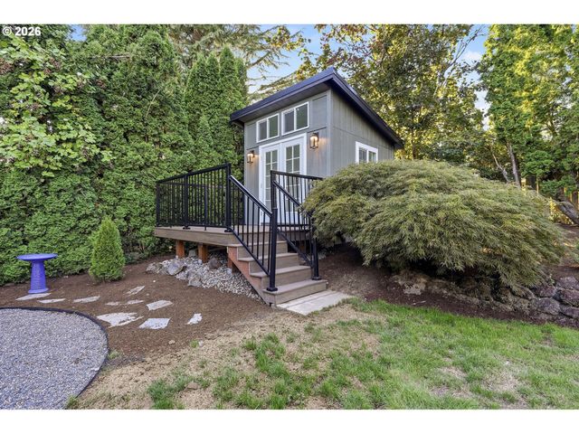 4595 Nw MALHUER Ave, Portland, OR 97229