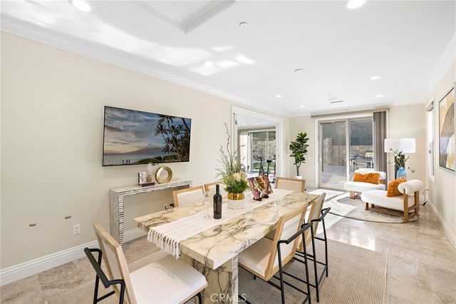 108 Grassblade, Irvine, CA 92618