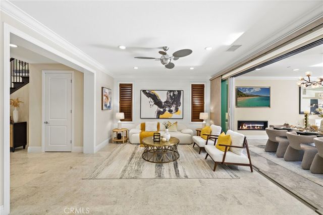 108 Grassblade, Irvine, CA 92618