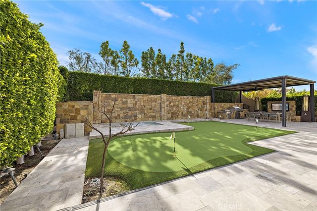 108 Grassblade, Irvine, CA 92618