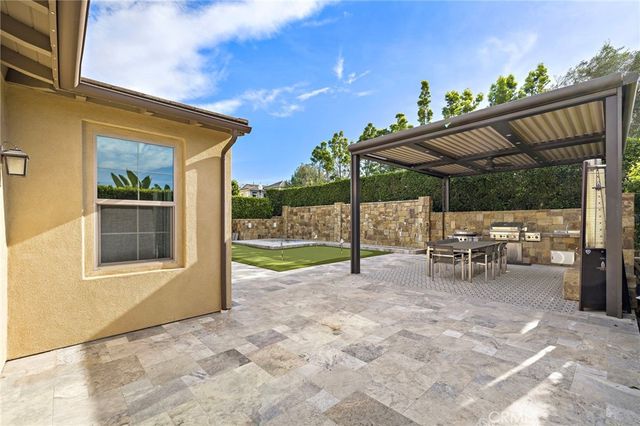 108 Grassblade, Irvine, CA 92618