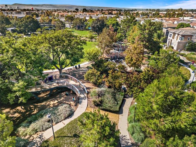 108 Grassblade, Irvine, CA 92618