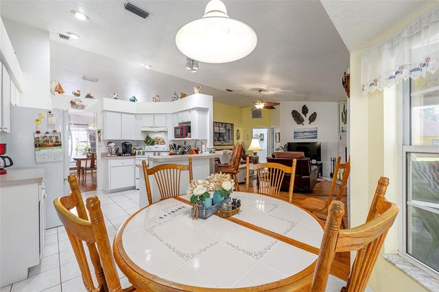 10090 SW 78TH COURT, Ocala, FL 34476