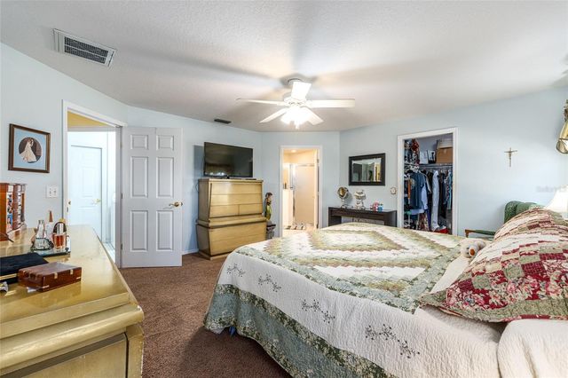 10090 SW 78TH COURT, Ocala, FL 34476