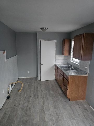 18417 Glastonbury, Detroit City, MI 48219