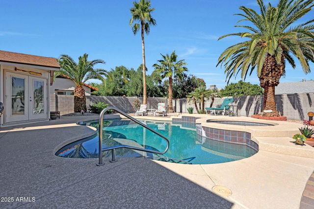 10921 W EL CAPITAN Circle, Sun City, AZ 85351